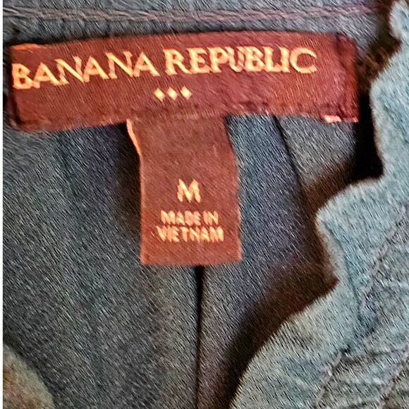 Banana Republic Stretch Ruffle Turtleneck Blouse in Beyond The Pines Green - Picture 5 of 6